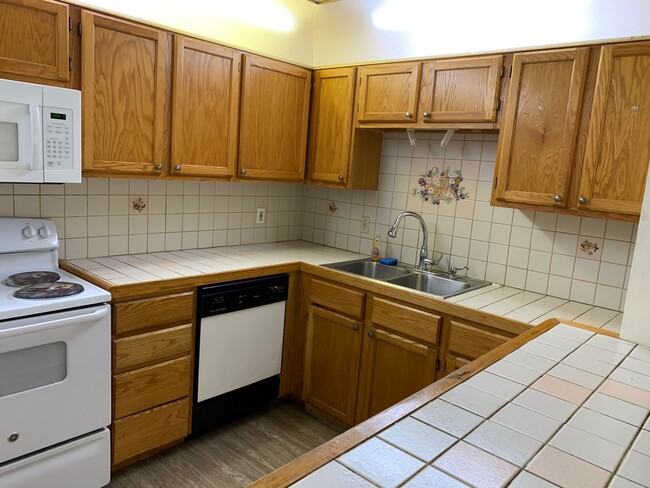 Kitchen 2 - 14820 Naranja Lakes Blvd