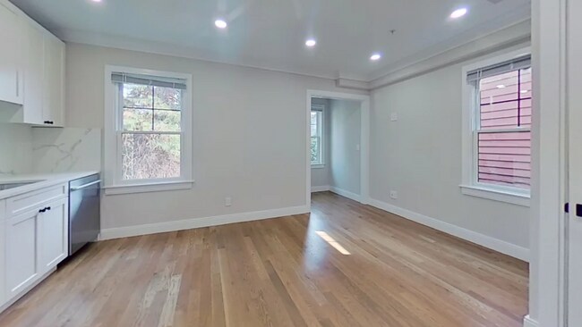 Foto del edificio - 14 Lopez Ave