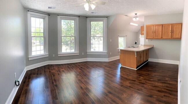 Foto del edificio - 1108 S 6th St