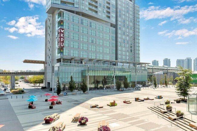 Building Photo - 13495 Central Ave