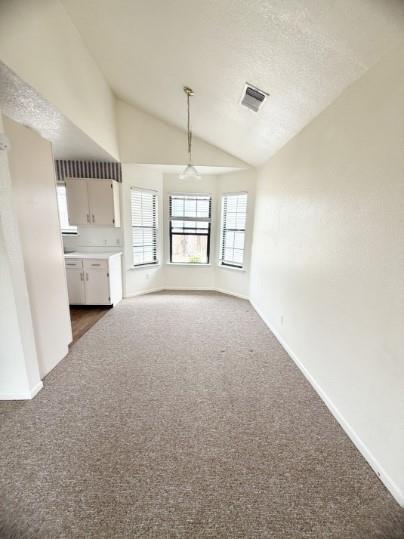 Foto del edificio - 728 W San Antonio St