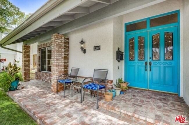 Building Photo - 25682 Chimney Rock Rd