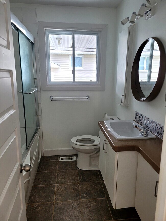 Photo du bâtiment - 206 Rue O'brien