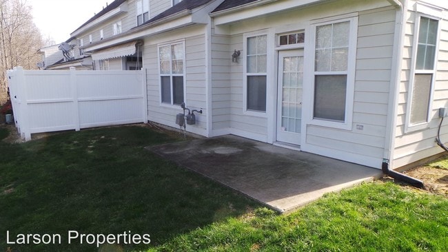 Building Photo - 663 Boone Station Dr