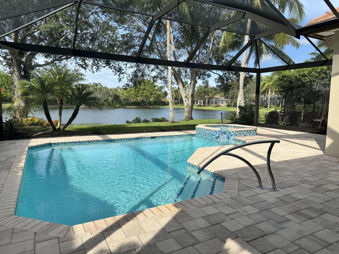 Foto principal - BEAUTIFUL 2/2 + DEN SINGLE FAMILY HOME IN ...