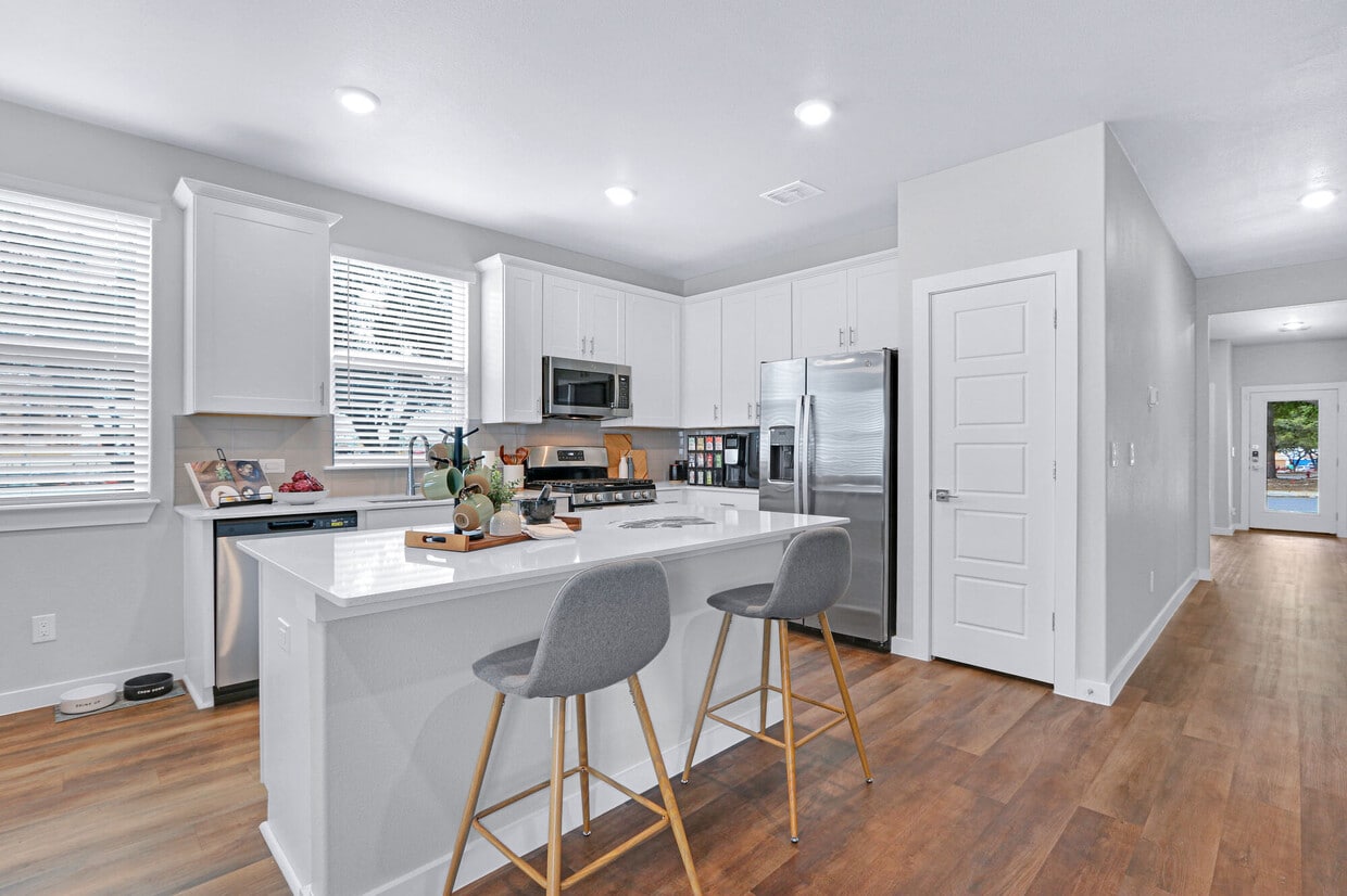 Primary Photo - Los Cielos at Brooks Luxury Rentals