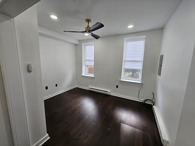Foto del edificio - 639 N 35th St