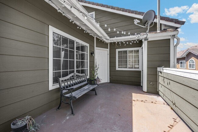 Foto del edificio - 16540 Greystone Dr