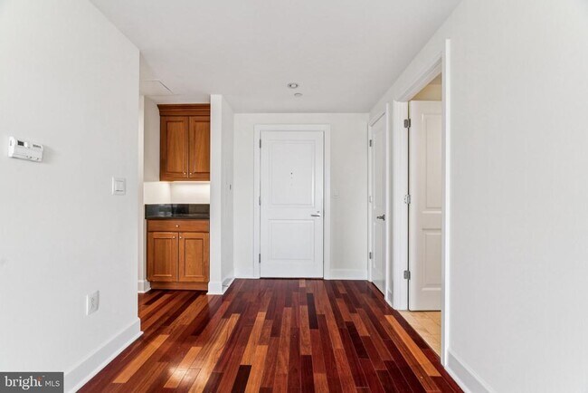 Foto del edificio - 1701 Locust St