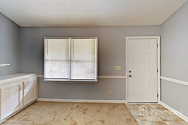 Building Photo - 129 Botany Dr