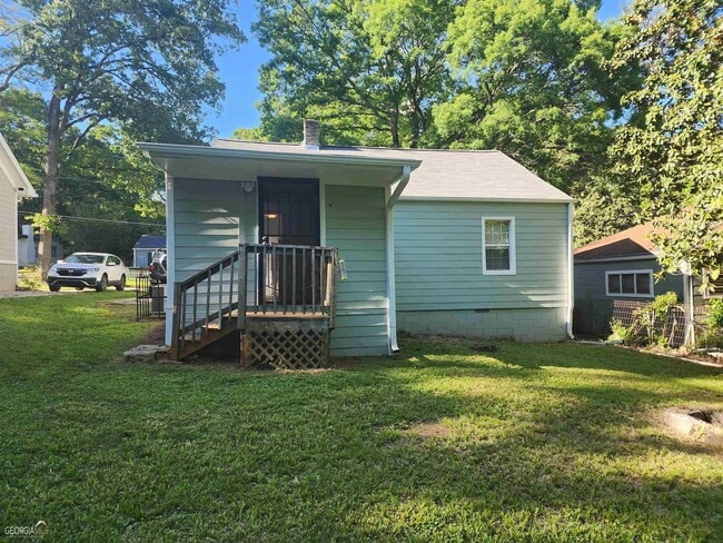 Building Photo - 2577 Eastwood Dr