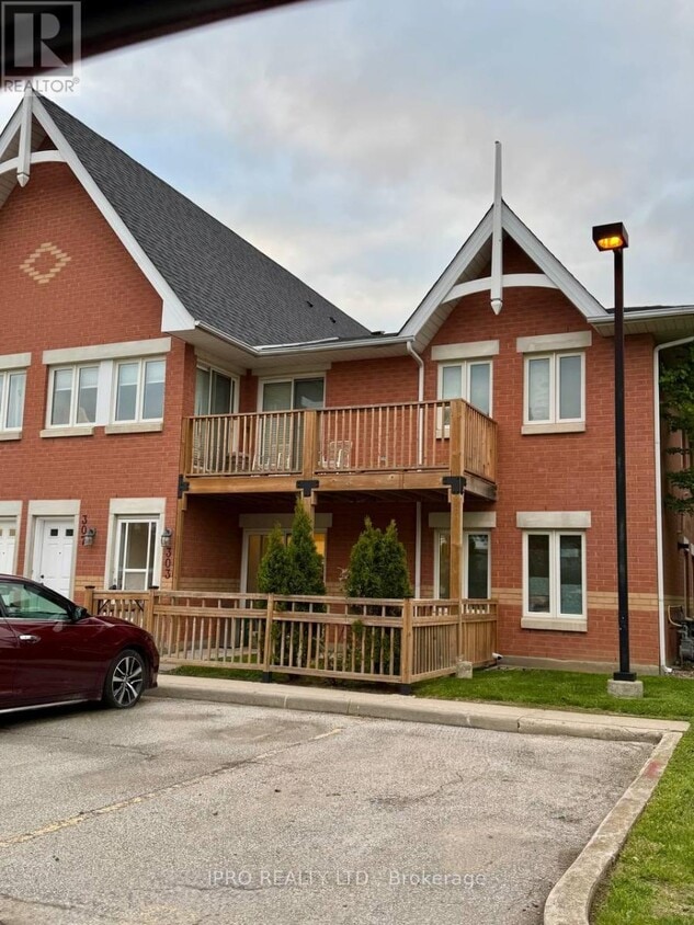 Photo du bâtiment - 4140-4140 Foxwood Dr