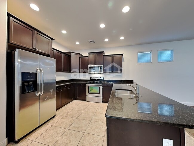 Foto del edificio - 3458 E Orchid Ln