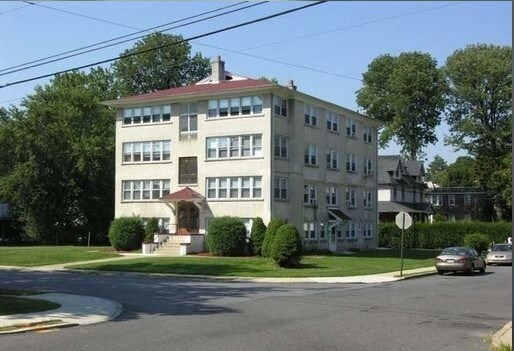 Primary Photo - 48 S Wycombe Ave
