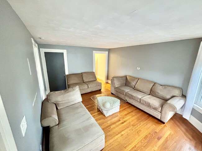 Building Photo - 91 Orange St