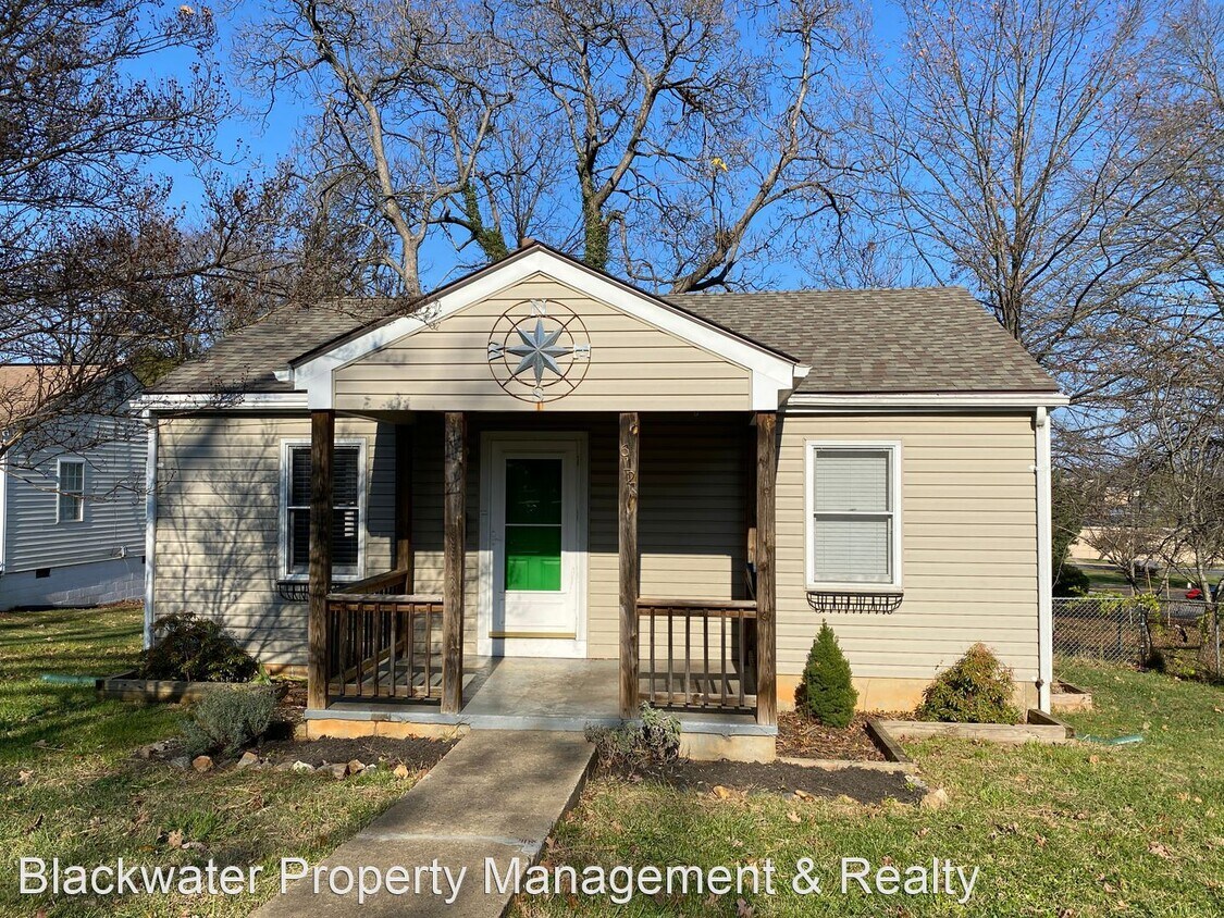 2 br, 1 bath House 612 Eldon St House Rental in Lynchburg, VA