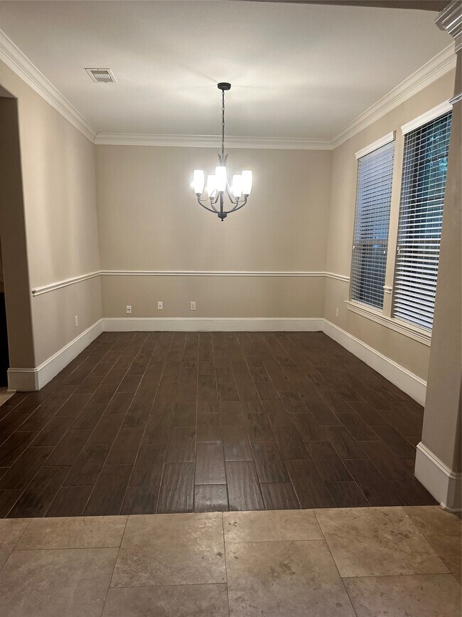 Foto del edificio - 13915 Sawmill Run Ln