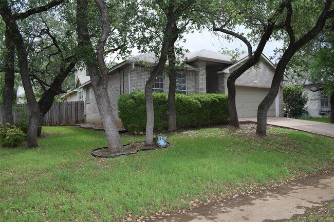 Foto del edificio - 3810 Newland Dr
