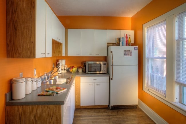 Kitchen - Fairfield Avenue