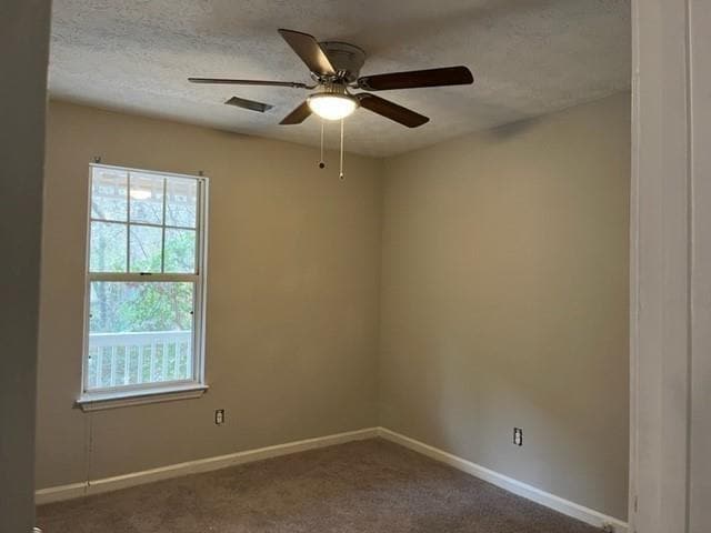 Building Photo - 818 Greenhedge Dr