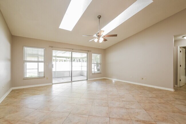 Foto del edificio - 8819 Reservation Dr