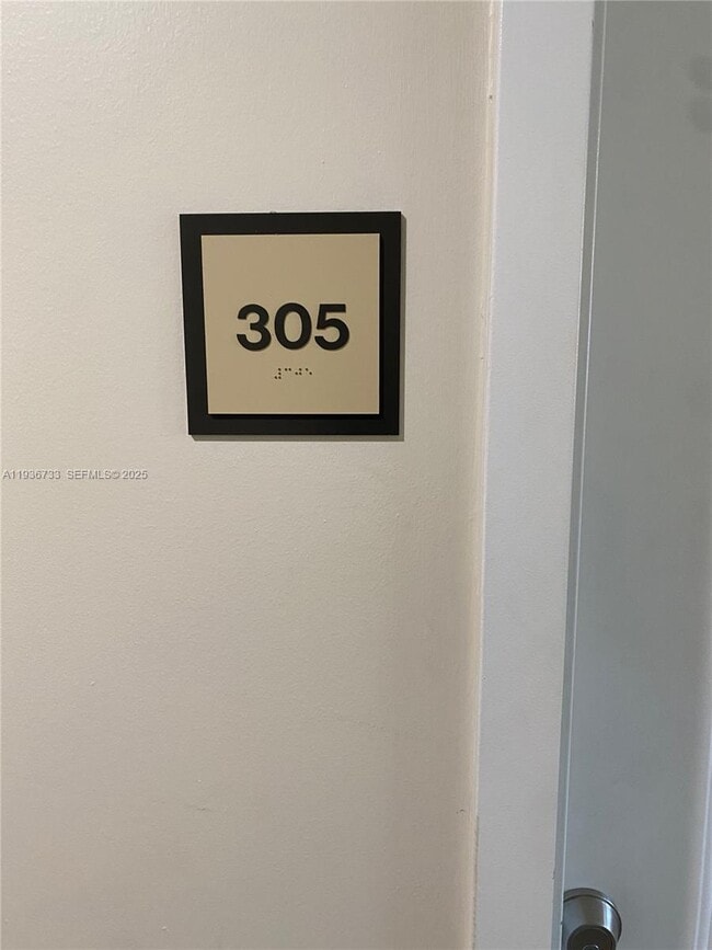 Foto del edificio - 435 SW 12th Ave