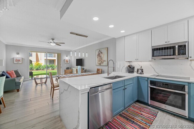 Foto del edificio - 11775 St Andrews Place