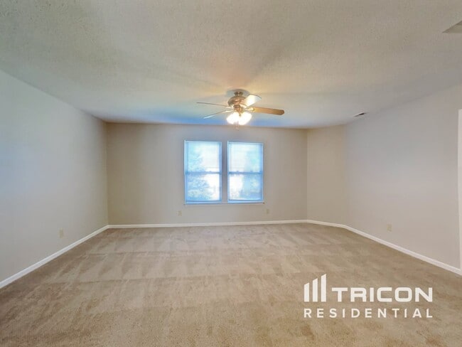 Foto del edificio - 13460 N Carwood Ct