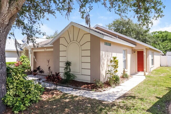 Foto del edificio - 6713 Summer Cove Dr