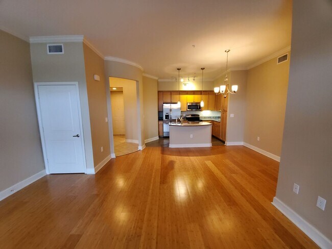 Building Photo - Island Reserve 1309