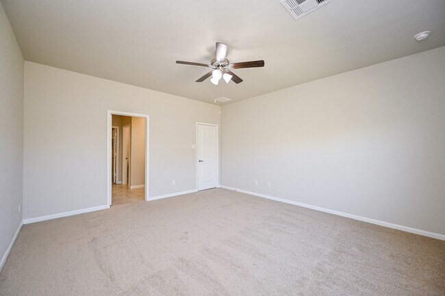 Foto del edificio - 7534 Flintrock Hollow Trail