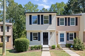 Building Photo - 7722 Bernadette Ln