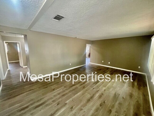 Foto del edificio - 17528 Hawthorne Ave