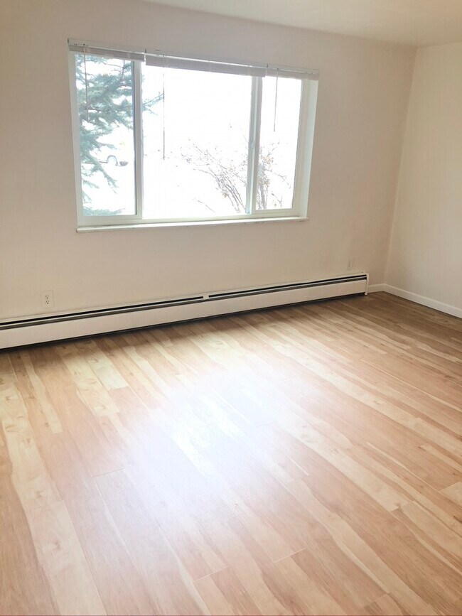 Foto del edificio - 713 Collyer St