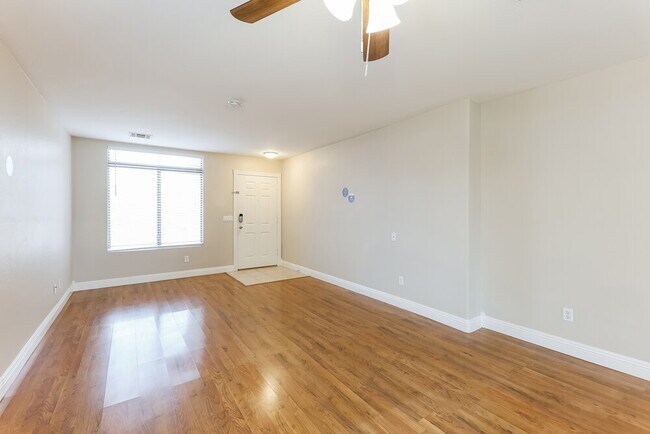 Foto del edificio - 16255 N 158th Dr