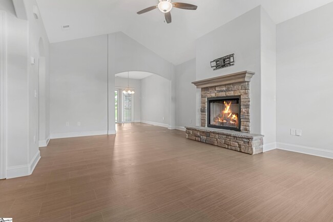 Foto del edificio - 2319 Davenport Ct