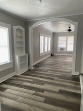 Building Photo - 1309 5th St