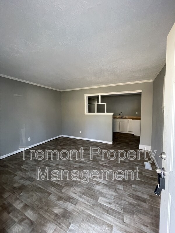 Foto del edificio - 4512 Oakland Ave