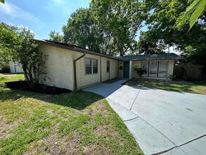 Building Photo - 1509 Camilla Rd