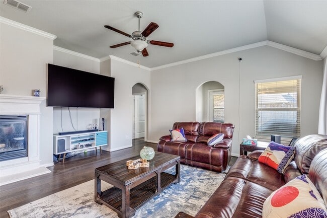 Photo - 11800 Patton Dr House