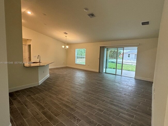 Foto del edificio - 2711 20th St SW