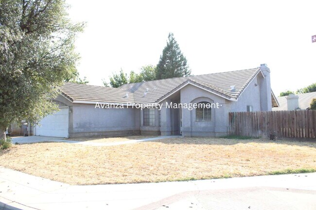 Building Photo - 4 Bedroom/2 Bath Home in Clovis  (Herndon ...