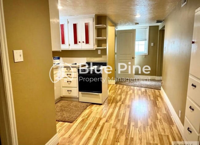 Foto del edificio - 309 1/2 South Milton Avenue