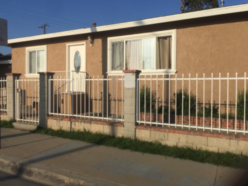 Foto principal - 3042 Lynwood Rd