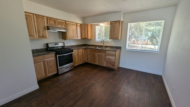 Foto del edificio - Updated 3 Bedroom 2 Bath Home