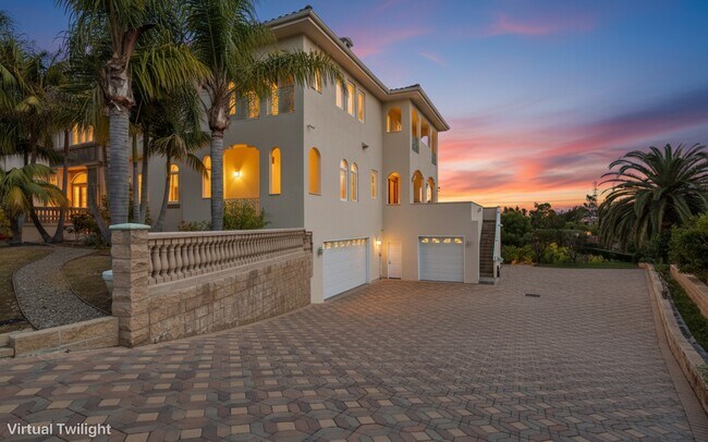 Foto del edificio - 30702 Hilltop Way