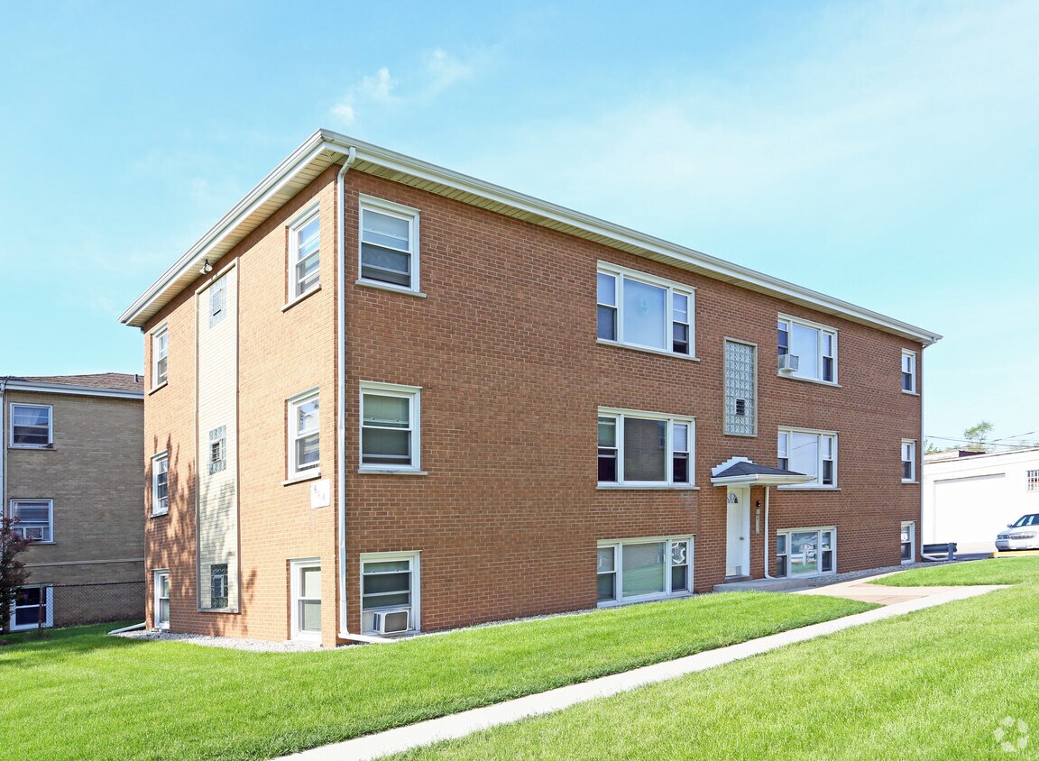Building Photo - 614 S Iowa Ave