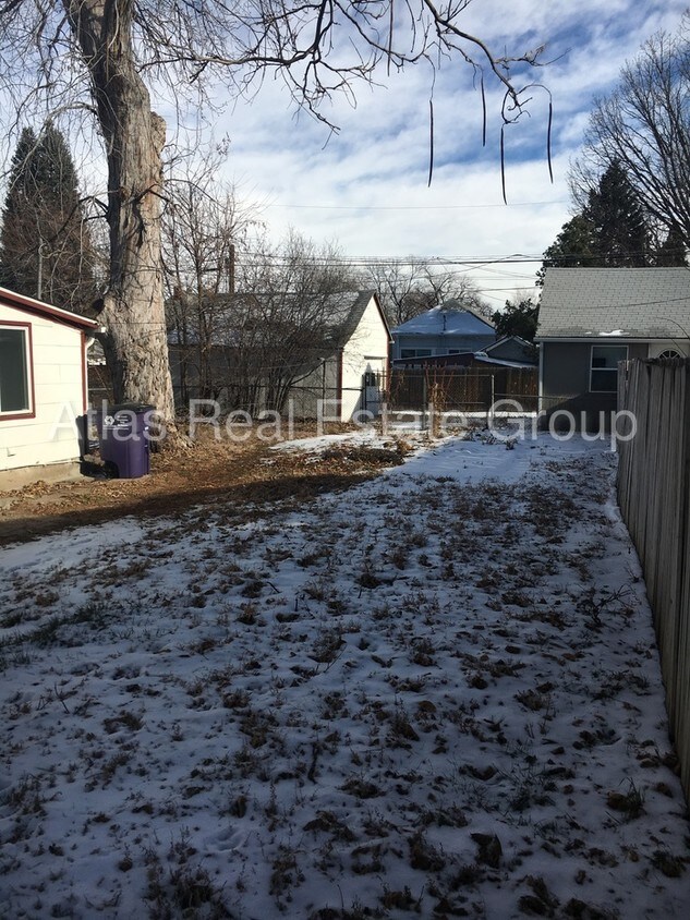 Primary Photo - 3834 Zenobia St