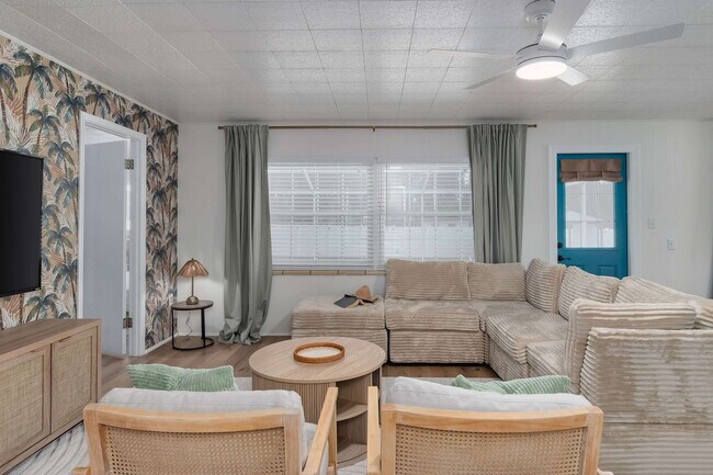 Foto del edificio - 1322 W Knollwood St