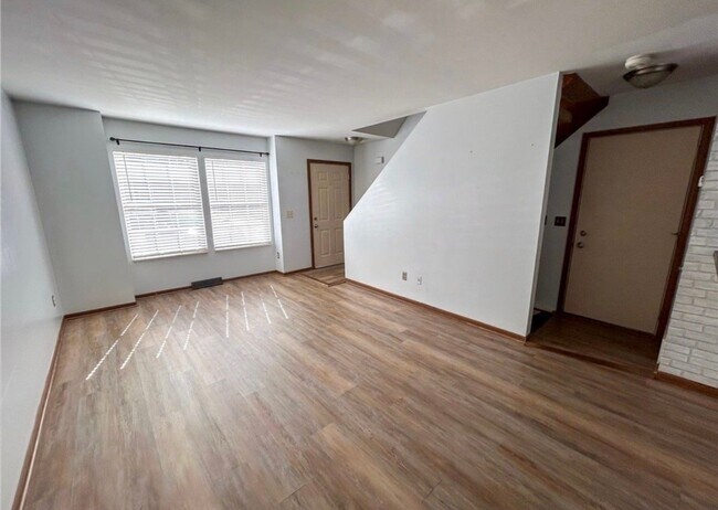 Foto del edificio - 3314 Woodland Trail